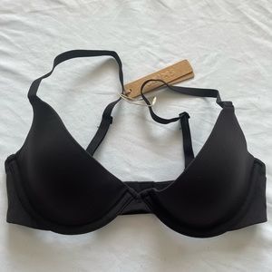 SKIMS Fits Everybody Scoop Plunge Bra ONYX 32A